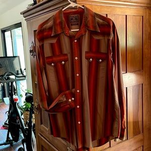 Lucky brand pearl snaps shirt.